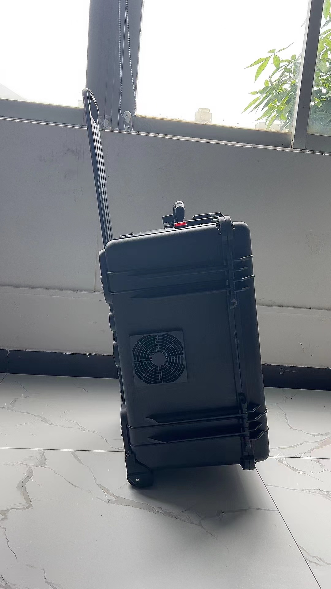 津市手拉箱型移动通信干扰器